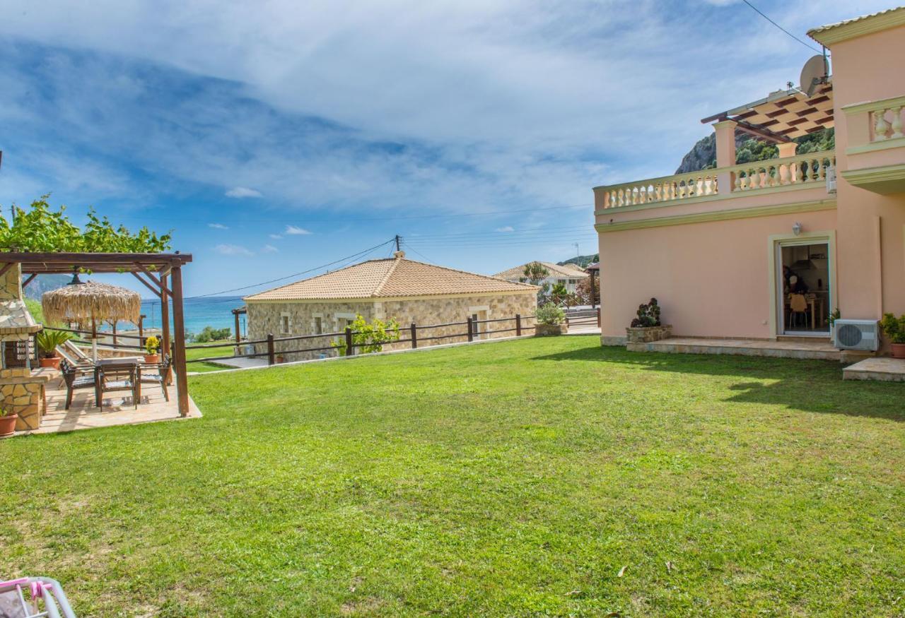 Villas Porto Odysseas Afionas Corfu المظهر الخارجي الصورة
